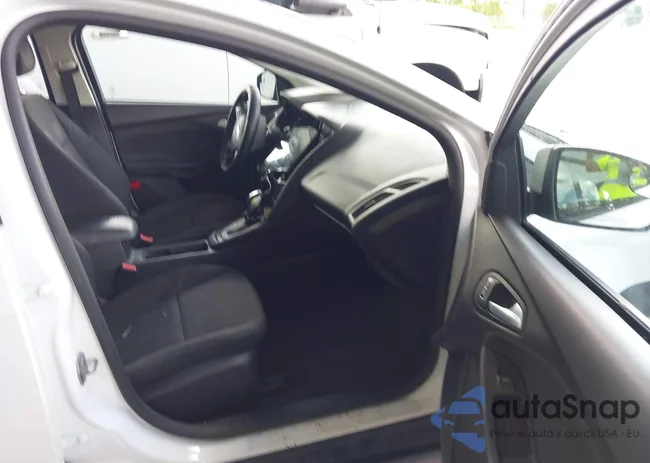 1FADP3F23FL372128: 42823216