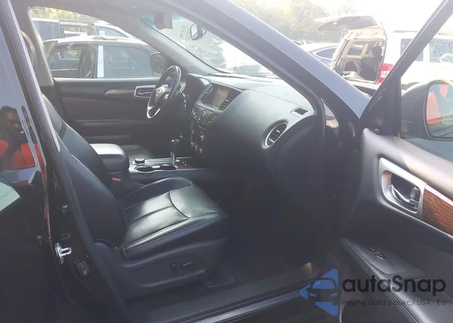 5N1DR2MM6JC620945: 42823243