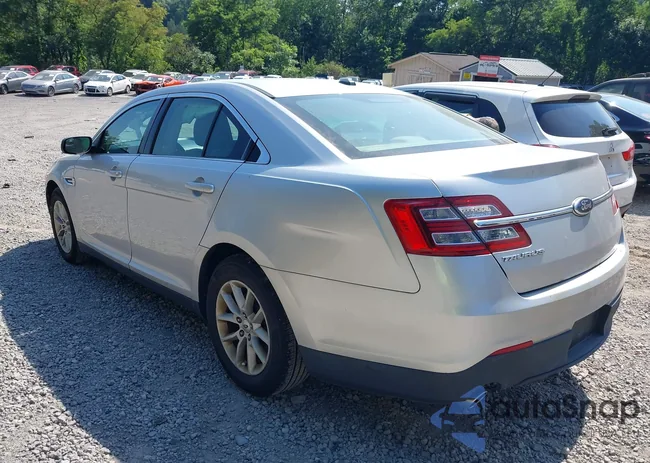 1FAHP2D83DG204367: 42823263