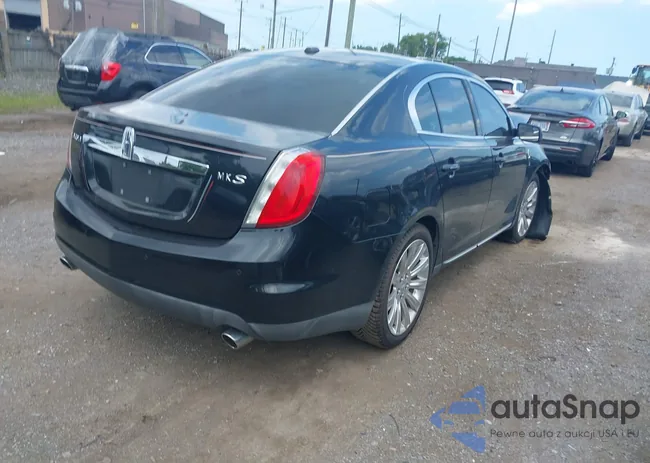 1LNHL9DR3BG609676: 42823343