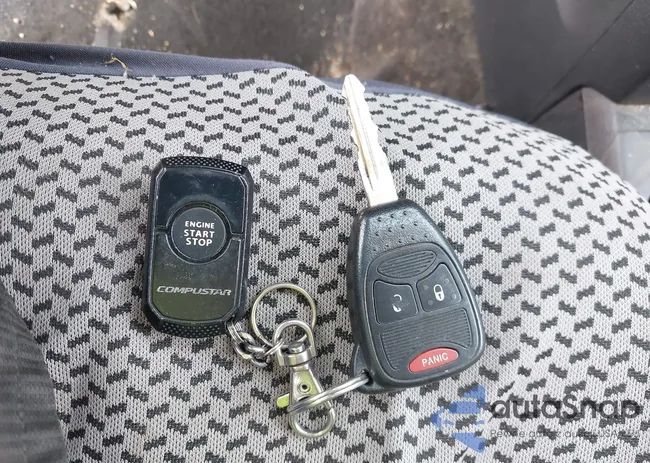 1C4NJDBB2FD423608: 42823389