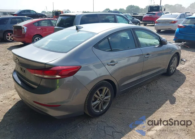 5NPD84LF5JH297420: 42823408