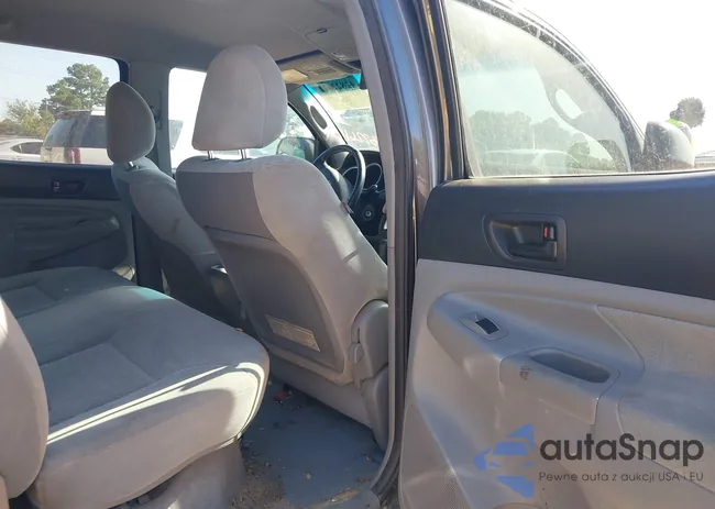 3TMJU4GN9AM100193: 42822611