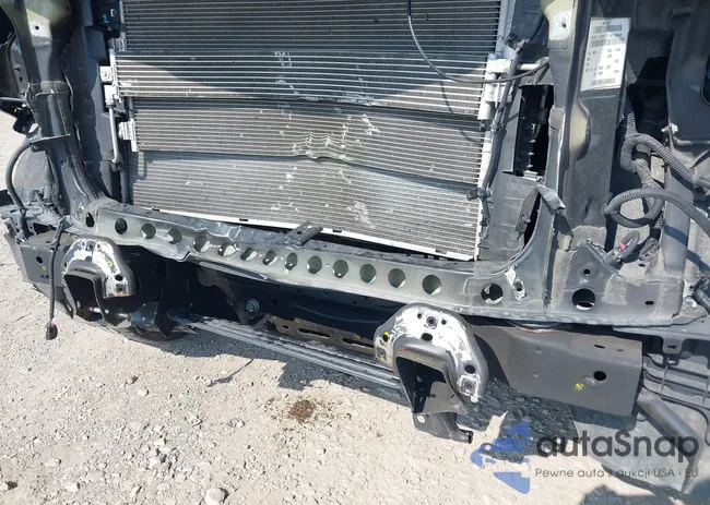 3GTU9CED9MG371986: 42822736