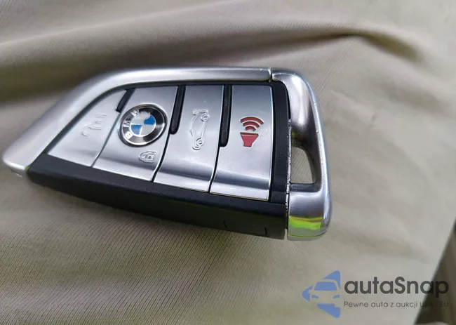 WBA7E2C5XKB218387: 42822742