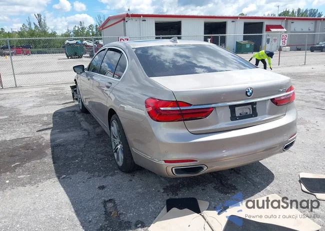 WBA7E2C5XKB218387: 42822742