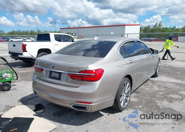 WBA7E2C5XKB218387: 42822742