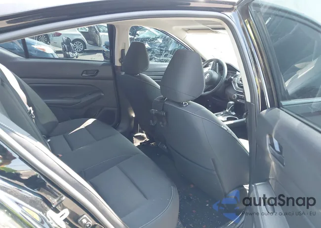 1N4BL4DV4RN384822: 42822757