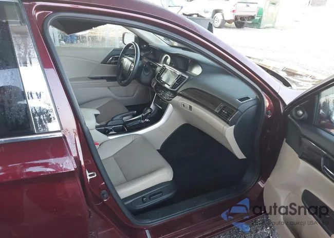 1HGCR2F80HA062985: 42822788