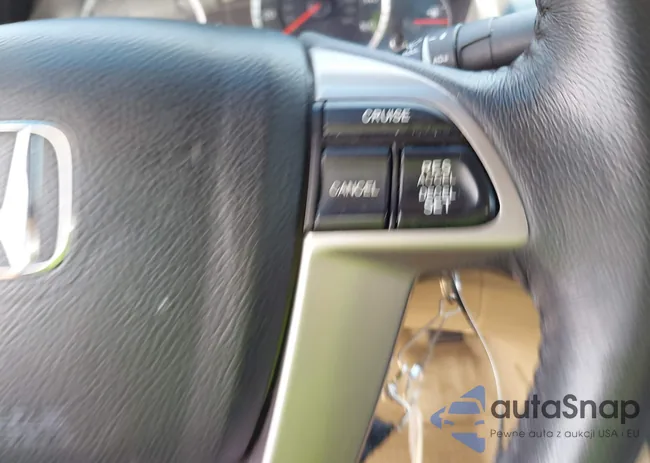 1HGCP2F84BA148670: 42822807