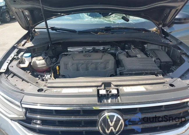 3VV8B7AX7NM067976: 42823978