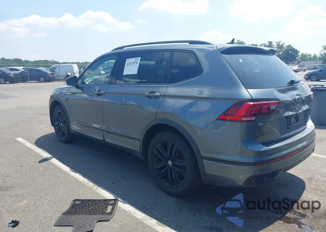 3VV8B7AX7NM067976: 42823978