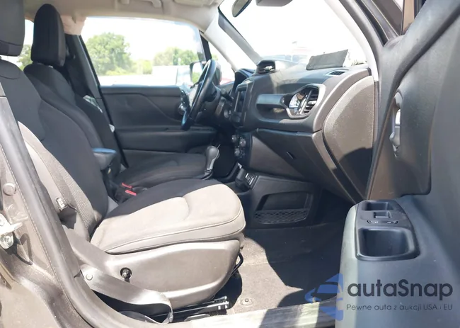 ZACCJABB9JPG69216: 42823998