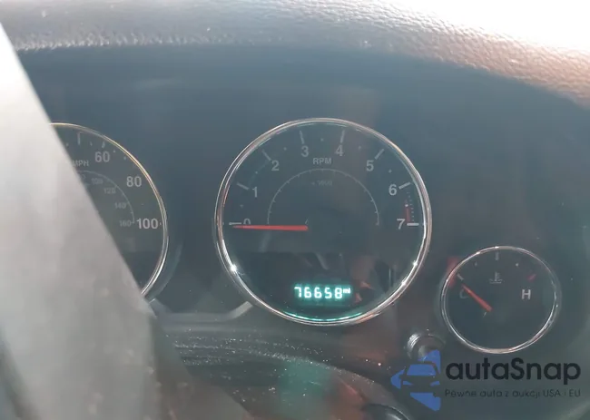 1C4HJWDG1JL839455: 42824225