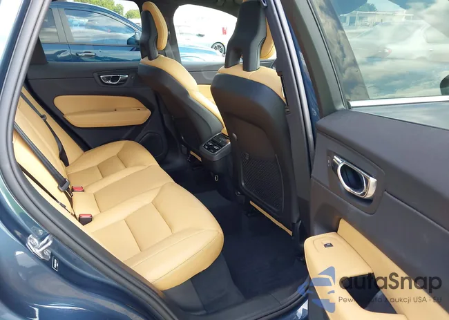 YV4102RL3J1023911: 42824372