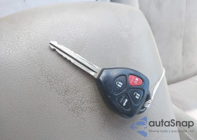 4T1BF3EKXBU617531: 42824448