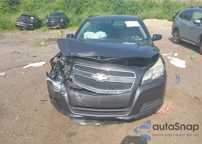 1G11B5SA2DF348489: 42823482