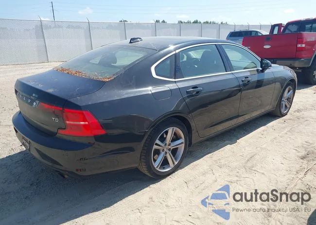 LVY982AK9JP004920: 42823526