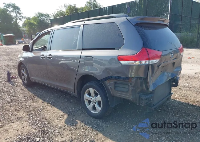 5TDKK3DC7DS295982: 42823555