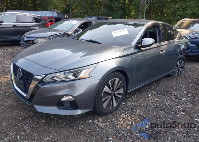 1N4BL4EV6KC229513: 42823557