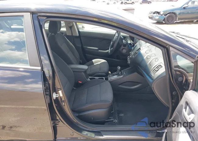 3KPFL4A74JE168432: 42823736