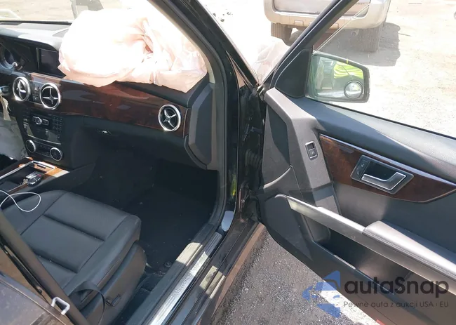 WDCGG8JB7FG351300: 42823751