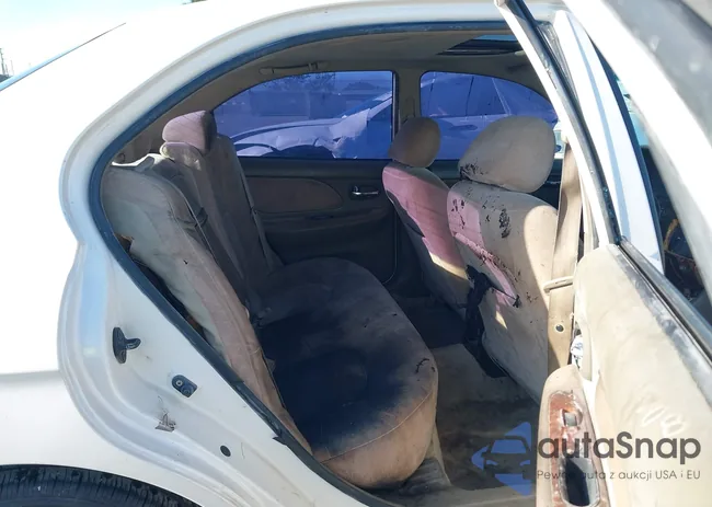 KMHWF35V6YA313814: 42823858