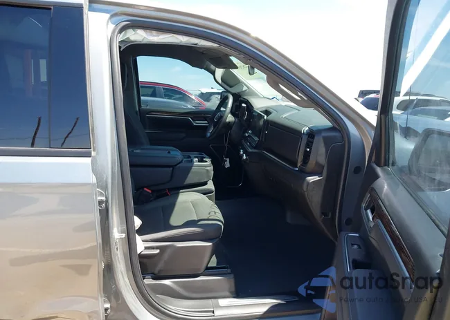 1GTUUCED1SZ230261: 42824957