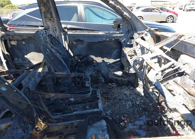 1D3HB18T39S776830: 42825363