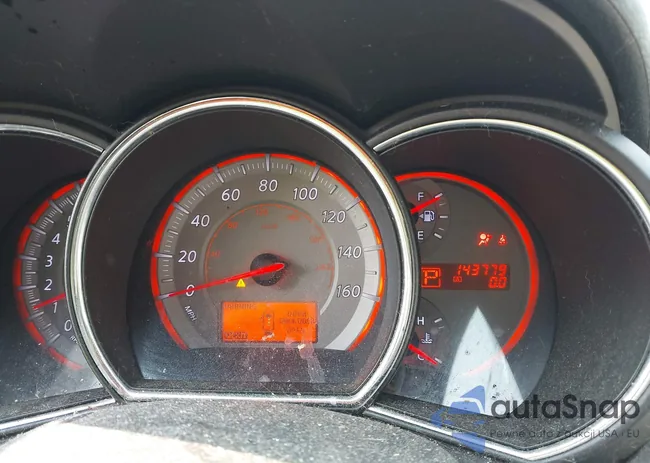 JN8AZ18U39W028655: 42824575