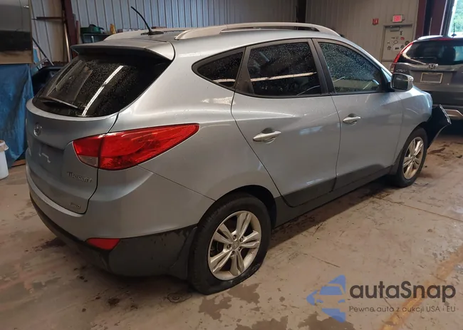 KM8JUCAC5CU450996: 42824601