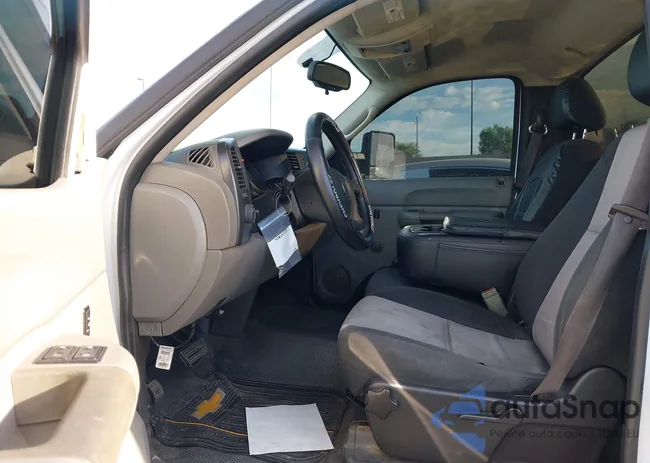 1GCEC14X28Z210309: 42824729