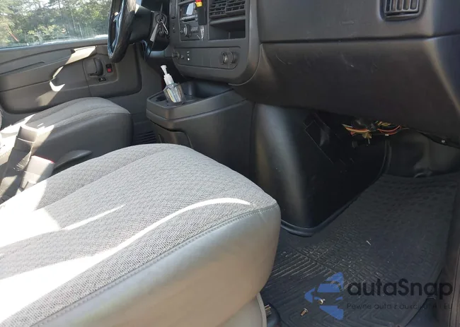 1GTZ7UFG6E1134785: 42824757