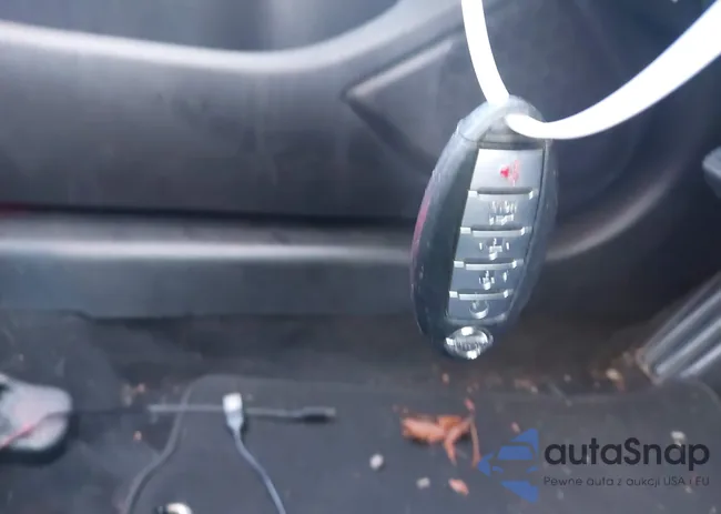 1N4AL3AP1DN456077: 42825906