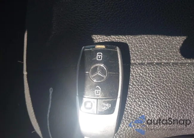 WDDZF4KB2KA651970: 42826177