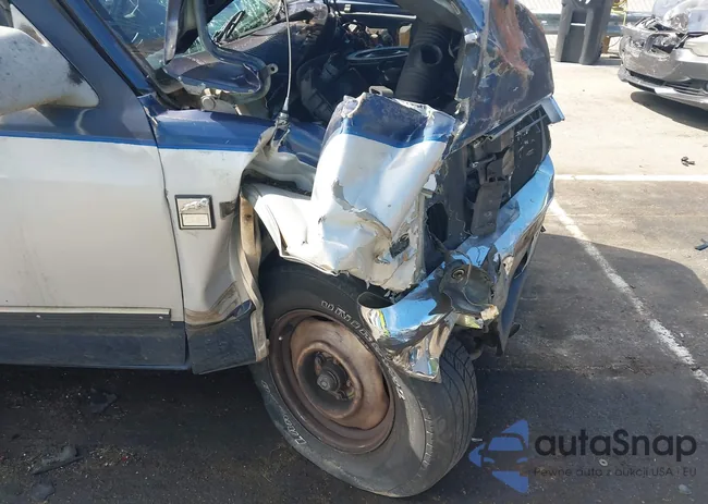 1B7FL23X0LS641390: 42826429