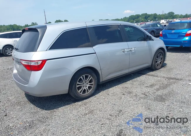 5FNRL5H6XBB027750: 42826455