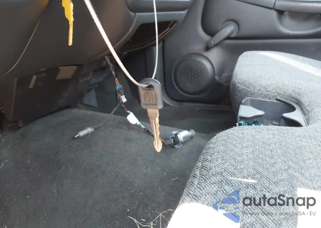 1GTCS14X6WK516879: 42825501