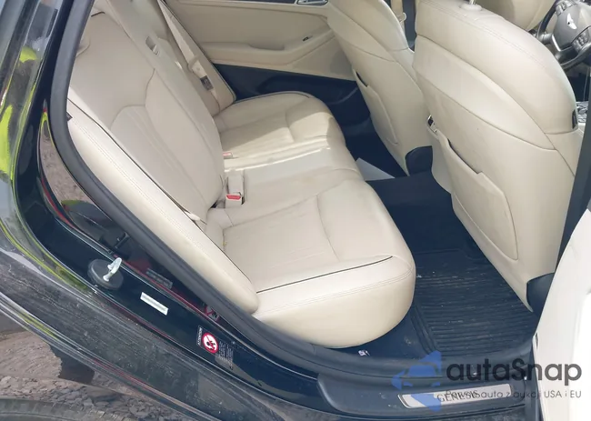 KMHGN4JE2FU042569: 42825519