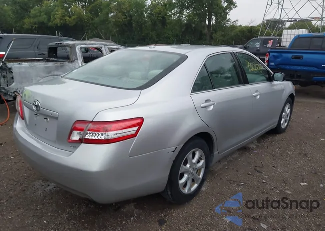 4T1BF3EK8BU663200: 42825795