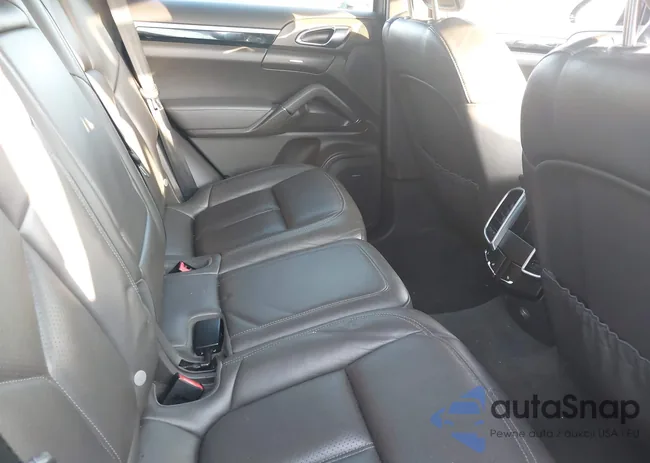 WP1AA2A26GLA04493: 42826947