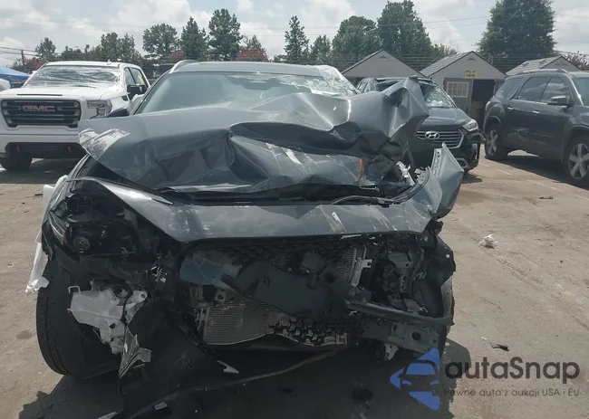 3MVDMBCM3RM641653: 42826996