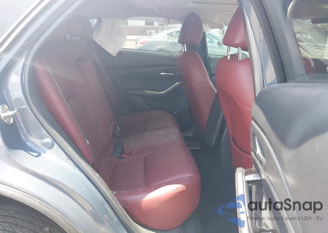 3MVDMBCM3RM641653: 42826996