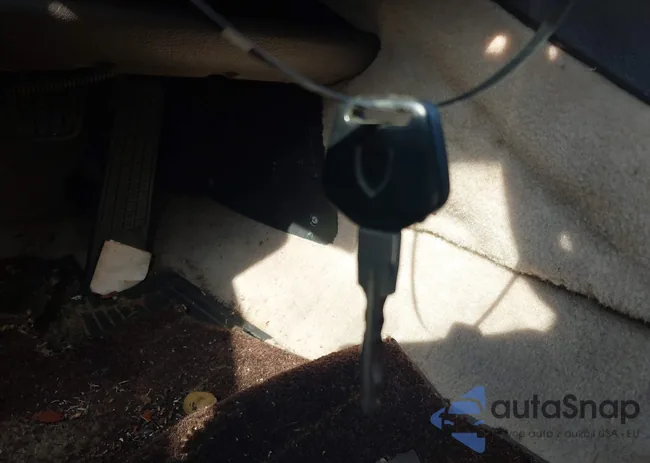 WP0JB0924DS860691: 42827024