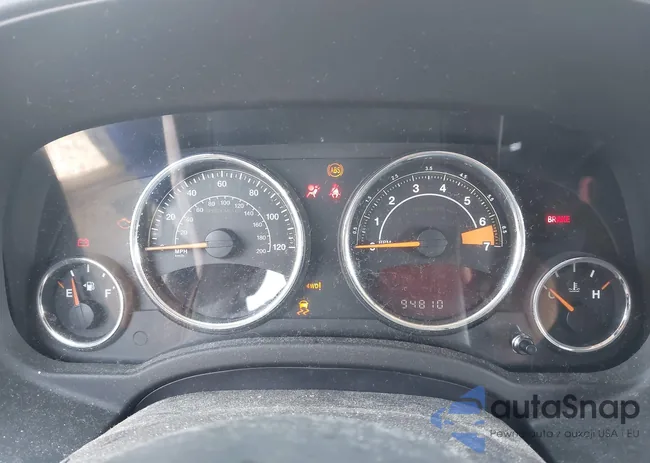 1C4NJDEB5GD723690: 42826547