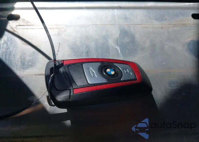 WBA4A5C50FG051577: 42826776