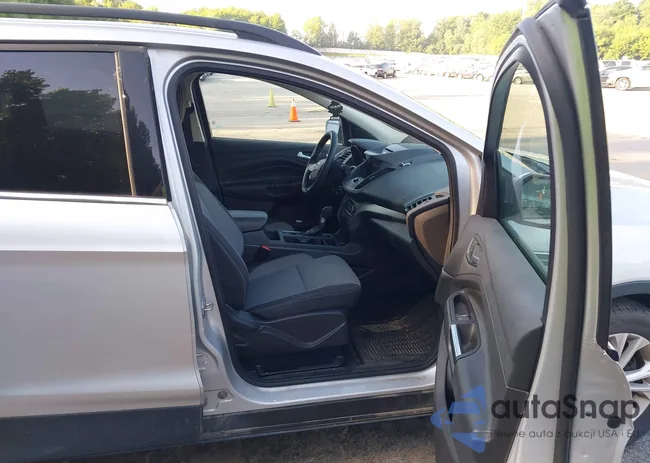 1FMCU9GD6HUD02553: 42827891