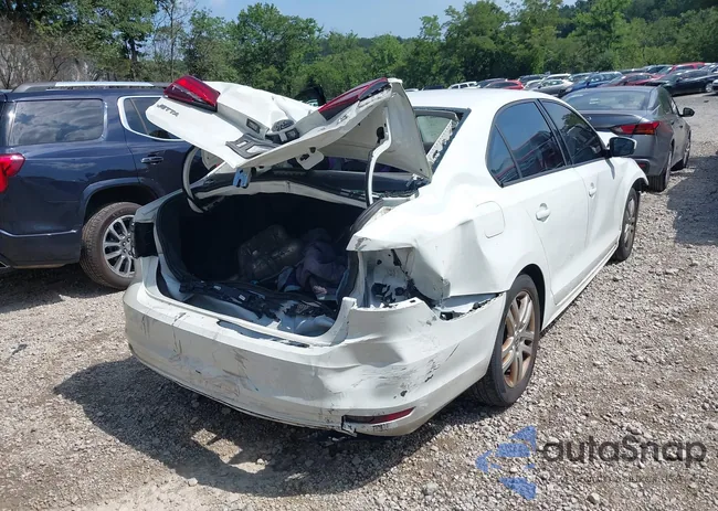 3VW167AJ5JM217610: 42827506