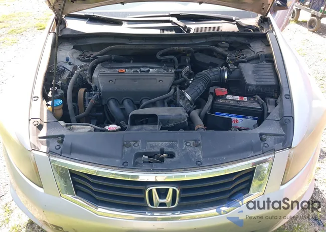 1HGCP26718A031368: 42827630