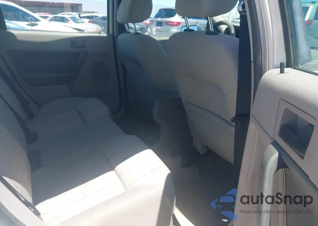 1FAHP3FN2AW242277: 42827802